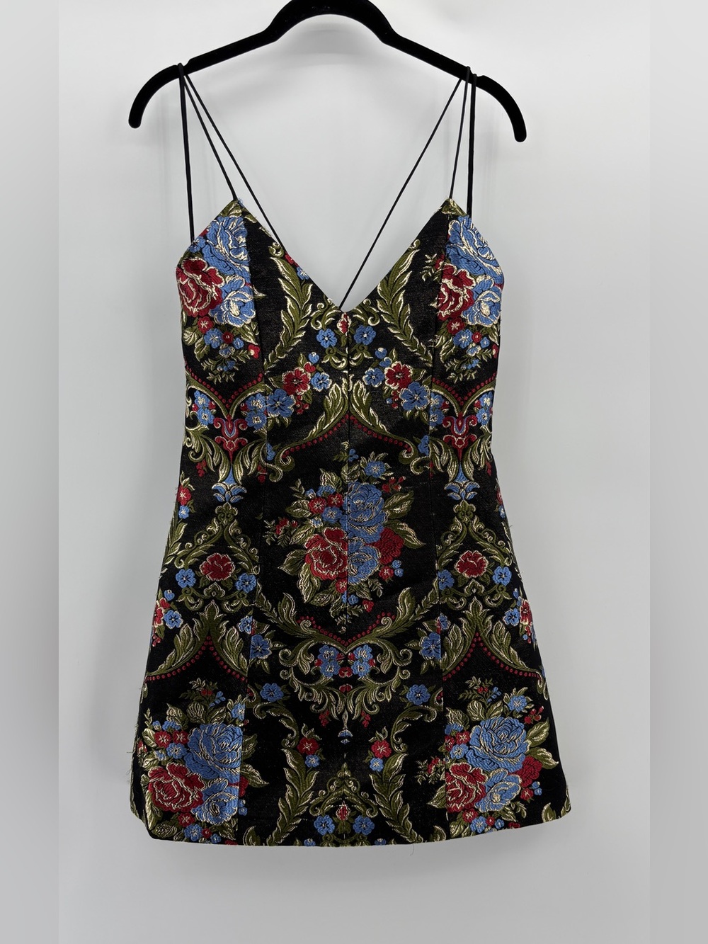 Alice + Olivia Tayla Floral Jacquard Structured Mini Dress - Picture 3 of 9